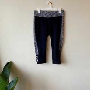 Ideology Black/Gray Static Print Capri Yoga Pants